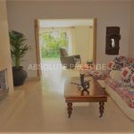 Rent 4 bedroom house of 370 m² in Marbella