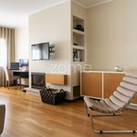 Rent 2 bedroom apartment of 83 m² in Porto