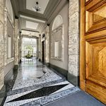 Rent 5 bedroom apartment of 225 m² in Milano