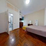 Rent 4 bedroom apartment of 160 m² in Roma