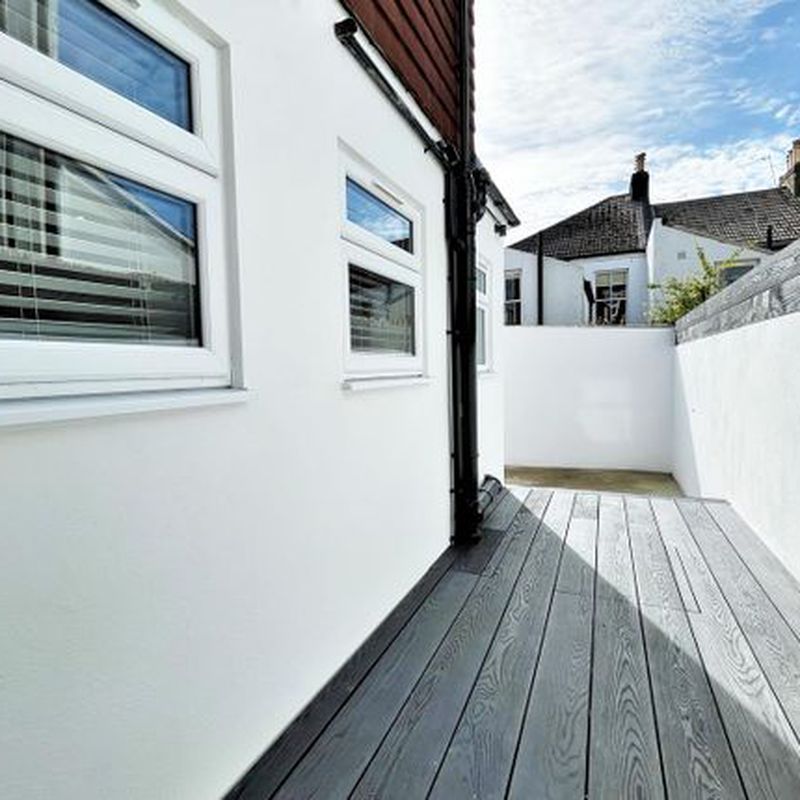 End terrace house to rent in Montgomery Street, Hove BN3 Aldrington