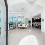 Rent 4 bedroom apartment of 304 m² in La Quinta