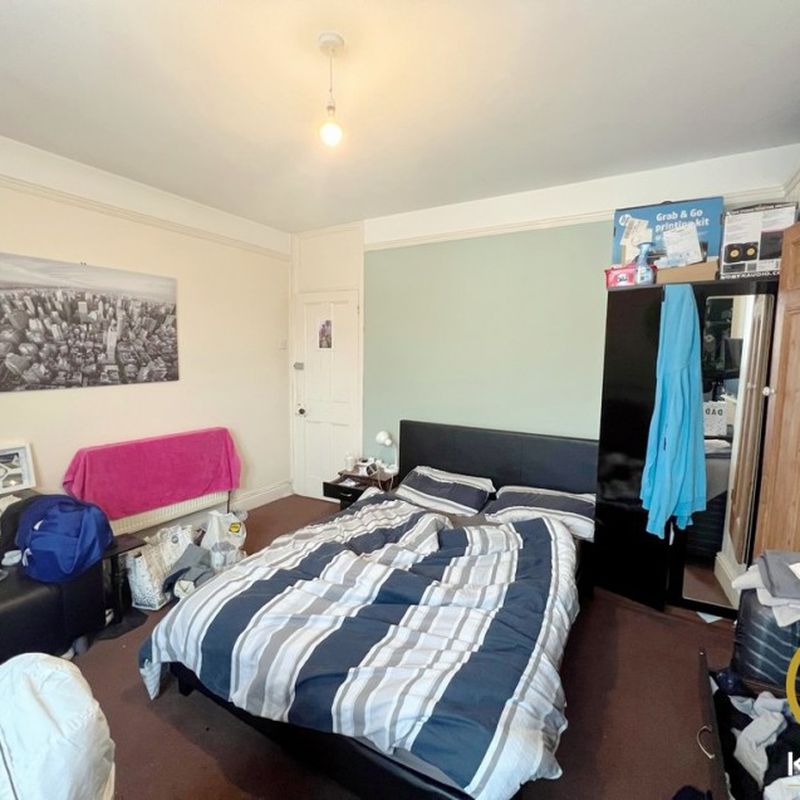 Bramshott Road, Southsea, Portsmouth, 4 bedroom, Mid Terraced House Milton