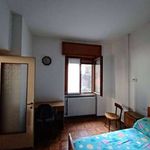 Rent 3 bedroom apartment of 60 m² in Rho