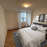 Appartement de 914 m² avec 2 chambre(s) en location à Toronto
