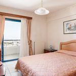 Rent 3 bedroom apartment of 100 m² in Αθήνα- Νότια Προάστια / Άνω Γλυφάδα / Άνω Γλυφάδα