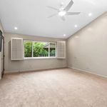 Rent 4 bedroom apartment of 262 m² in Agoura Hills