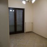 Affitto 3 camera appartamento di 115 m² in Cassino