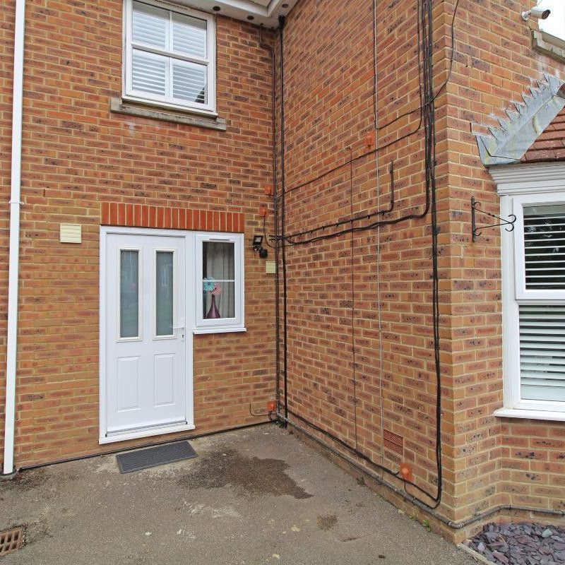 House for rent at Primrose Close, Burgess Hill, RH15