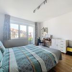 Rent 2 bedroom apartment of 105 m² in Ixelles
