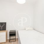 Rent 3 bedroom apartment of 76 m² in madrid