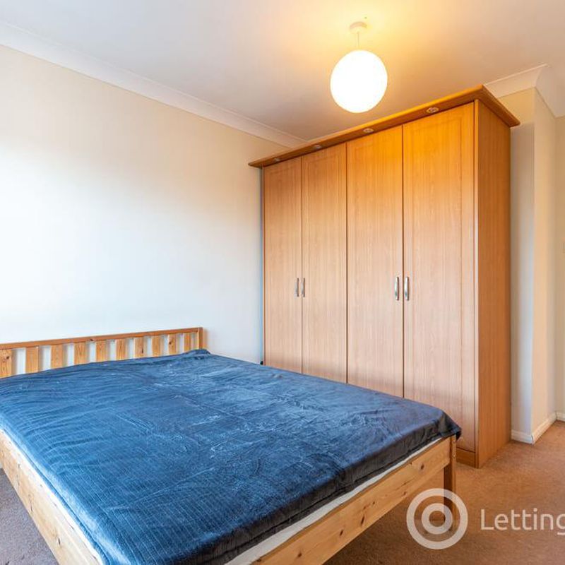 2 Bedroom Flat to Rent at Edinburgh, Leith, England