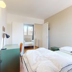 Appartement de 80 m² avec 5 chambre(s) en location à Gennevilliers