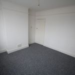 Rent 3 bedroom flat in Uxbridge
