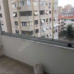 İstanbul konumunda 4 yatak odalı 130 m² daire