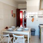 Rent 2 bedroom apartment of 80 m² in Queluz de Baixo