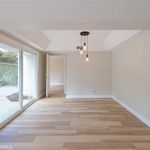 Rent 4 bedroom apartment of 296 m² in Irvine