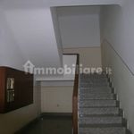 Affitto 4 camera appartamento di 100 m² in Ancona