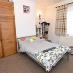 Rent 4 bedroom flat in York