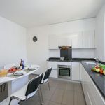 Rent 2 bedroom apartment of 65 m² in Lugano