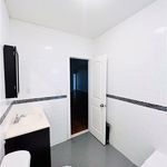 Rent 2 bedroom apartment of 167 m² in Saint Albans