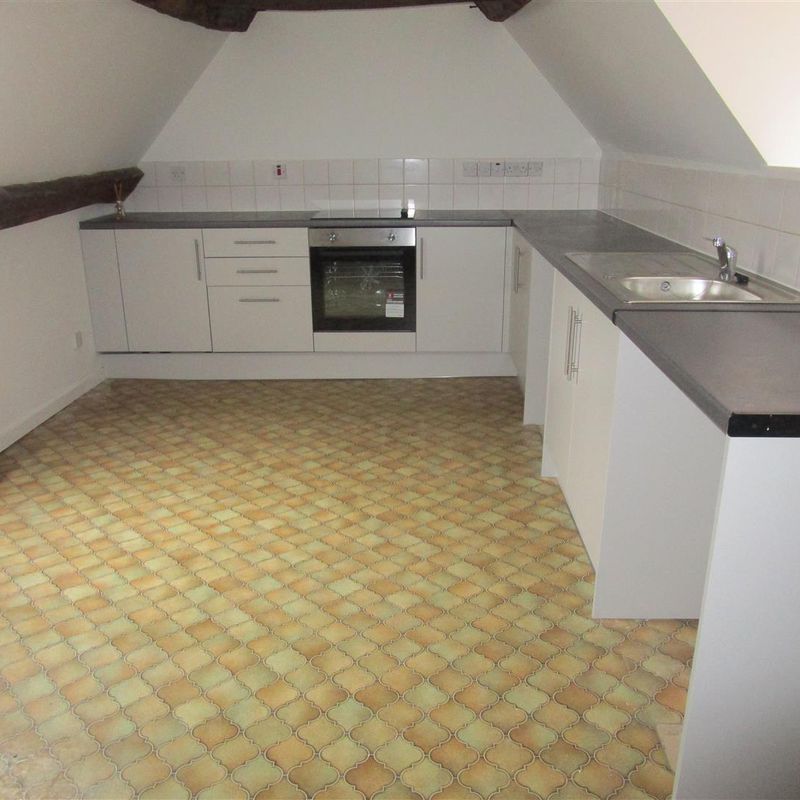 Apartment for rent in Flat High Street Newport
