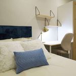 Rent a room of 117 m² in Barcelona