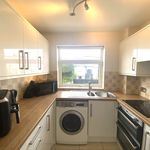 Rent 2 bedroom flat in Leigh-on-Sea