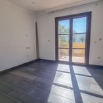 Rent 3 bedroom house of 181 m² in Marbella