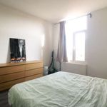 Rent 2 bedroom apartment of 92 m² in Schaarbeek