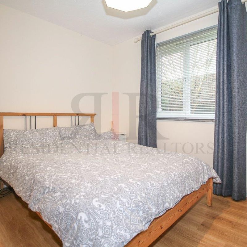 apartment for rent at Sterling Gardens, London, SE14, United kingdom New Cross