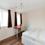 Rent 5 bedroom apartment in Hatfield