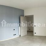 Affitto 3 camera appartamento di 104 m² in Benevento
