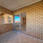 Rent 2 bedroom apartment of 102 m² in City of Tshwane