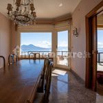 Rent 5 bedroom apartment of 265 m² in Napoli