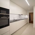 Rent 3 bedroom apartment of 161 m² in União das Freguesias de Matosinhos e Leça da Palmeira