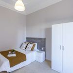 Rent a room of 175 m² in Xàtiva