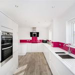 Rent 4 bedroom flat in Wickford