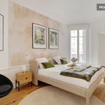 Appartement de 110 m² avec 2 chambre(s) en location à Paris 7e Arrondissement