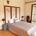 Rent 4 bedroom house of 350 m² in Alijó