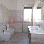 Rent 4 bedroom apartment of 130 m² in Venafro