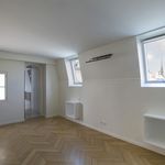Rent 2 bedroom apartment of 106 m² in Paris
