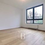 Rent 2 bedroom apartment of 131 m² in Uccle