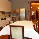 Affitto 4 camera appartamento di 180 m² in Fossano