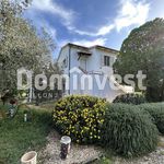 Rent 5 bedroom house of 215 m² in Montalto di Castro