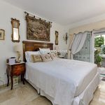 Alquilo 2 dormitorio apartamento de 77 m² en Marbella
