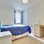 Rent 2 bedroom flat in Portsmouth