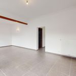 Rent 3 bedroom house of 400 m² in Braives