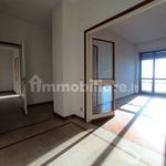 Affitto 4 camera appartamento di 160 m² in Biella