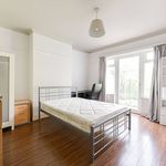 Rent 5 bedroom house of 159 m² in London